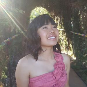 Meet your Posher, Vivian